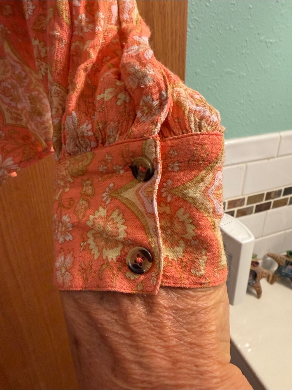 Billabong Orange Floral Button-Front Blouse - Picture 4 of 7